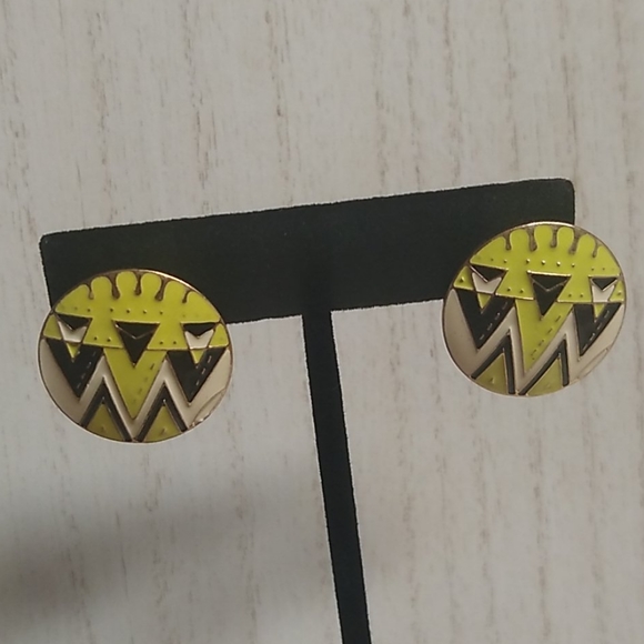 😻 3 For $15 Tribal Look Green Enamel Earrings - Picture 2 of 2